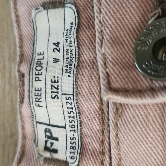 Free People-Pink Distressed Denim Shorts.Size 24 - Picture 2 of 3